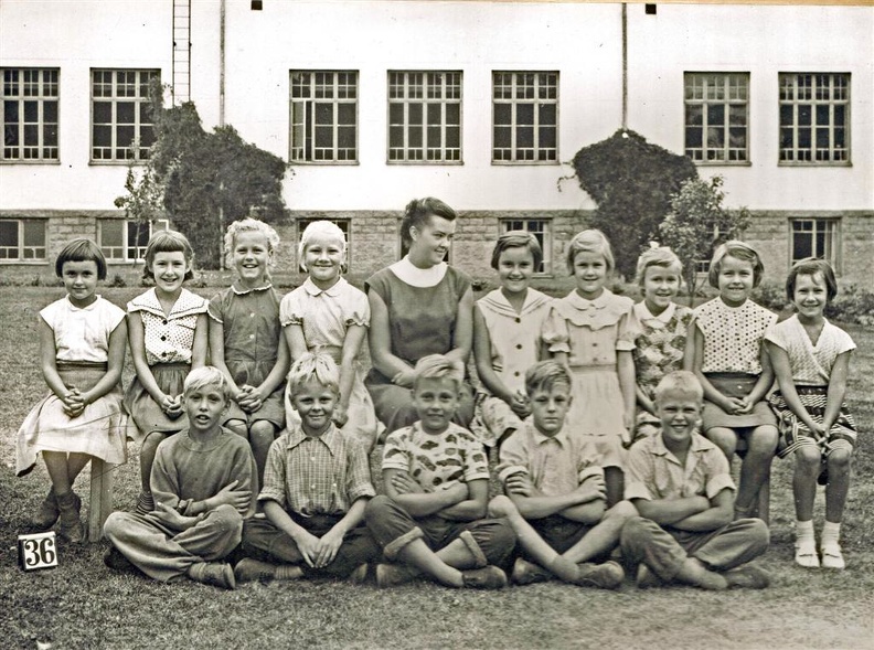 __tg__rd  1955 ht_Saxdalens Folkskola klass 3 Se Egensk.jpg